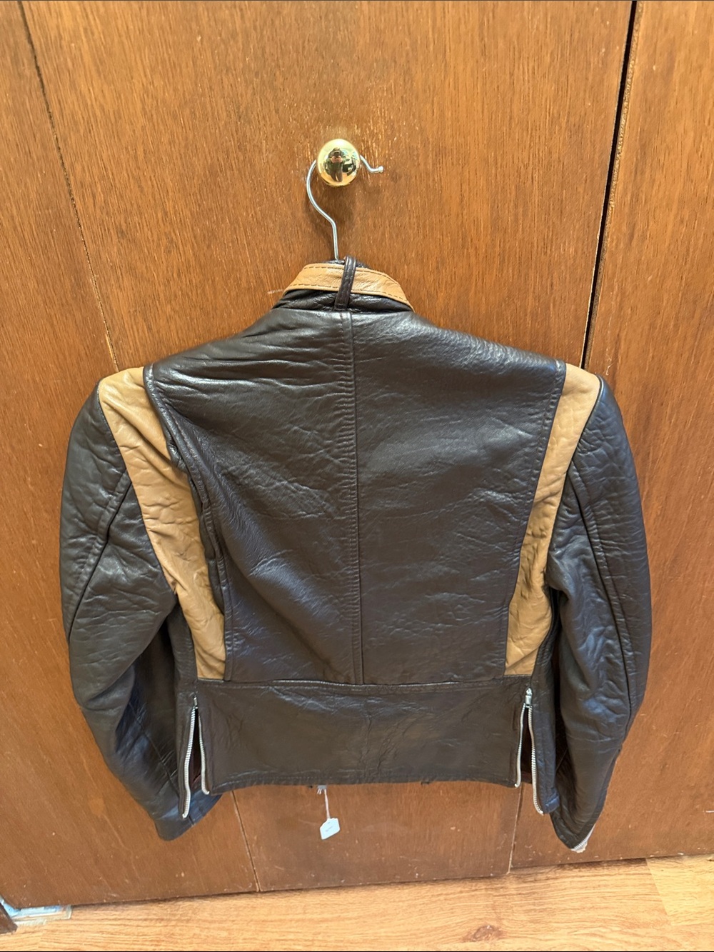 Vintage 70s the Glen Laine by Bainton Dark Brown Leather Jacket with Tan Trim - Picture 2 of 4